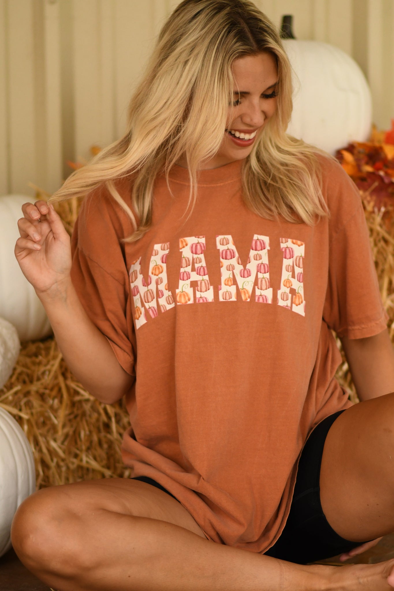 MAMA pumpkin tee