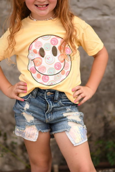 Pastel Smiley's tee